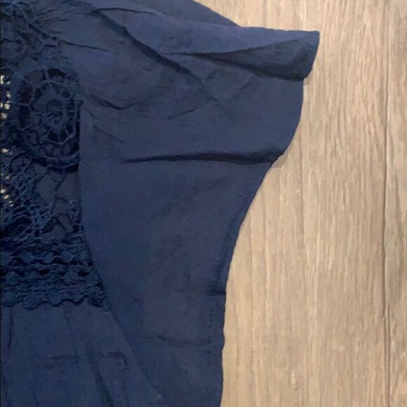 Crochet Trim Short sleeve blouse - Picture 8 of 10